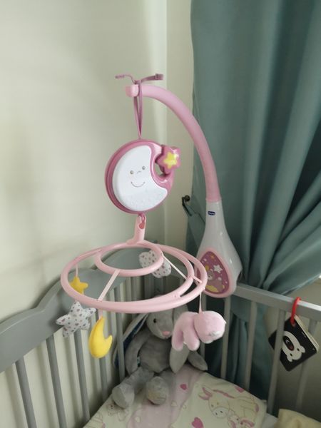 Карусель с музыкой, светом и игрушками, Chicco Next2Dreams, розовый 1043 фото